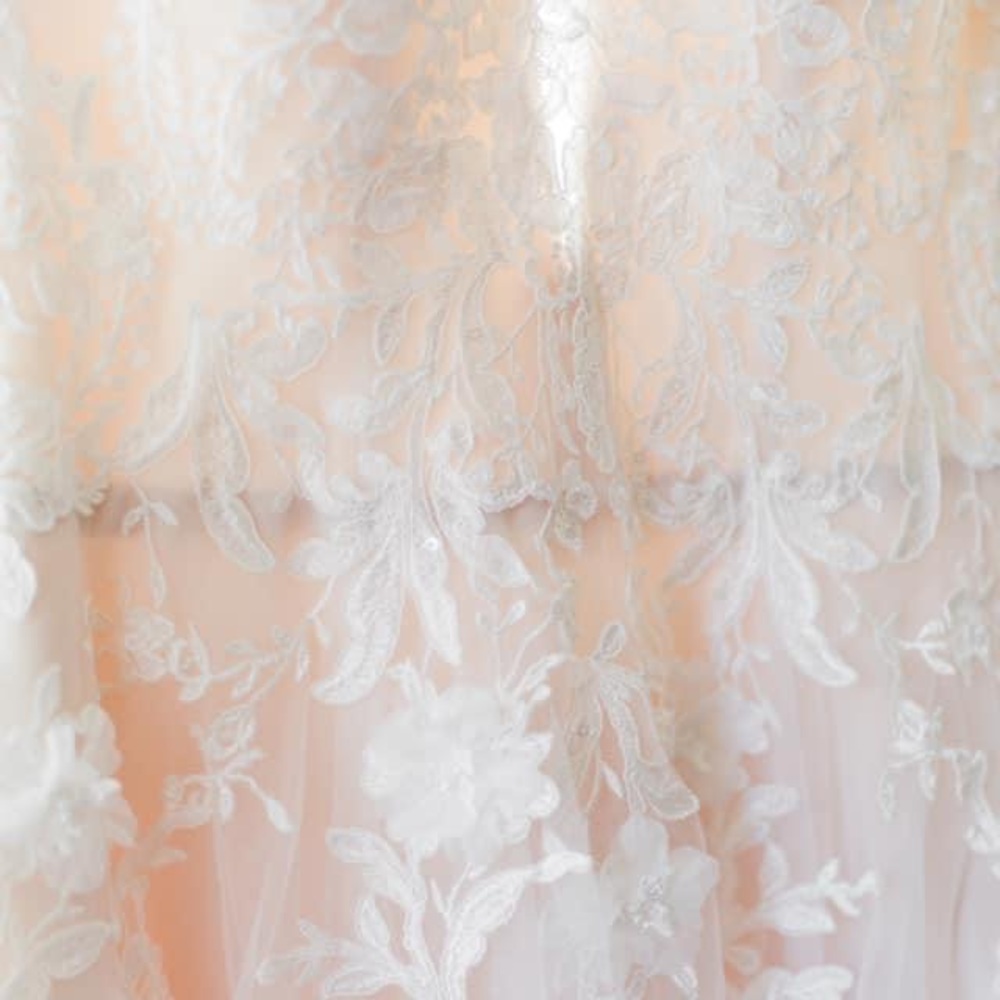 Wedding Dress - Picture 2 of 9